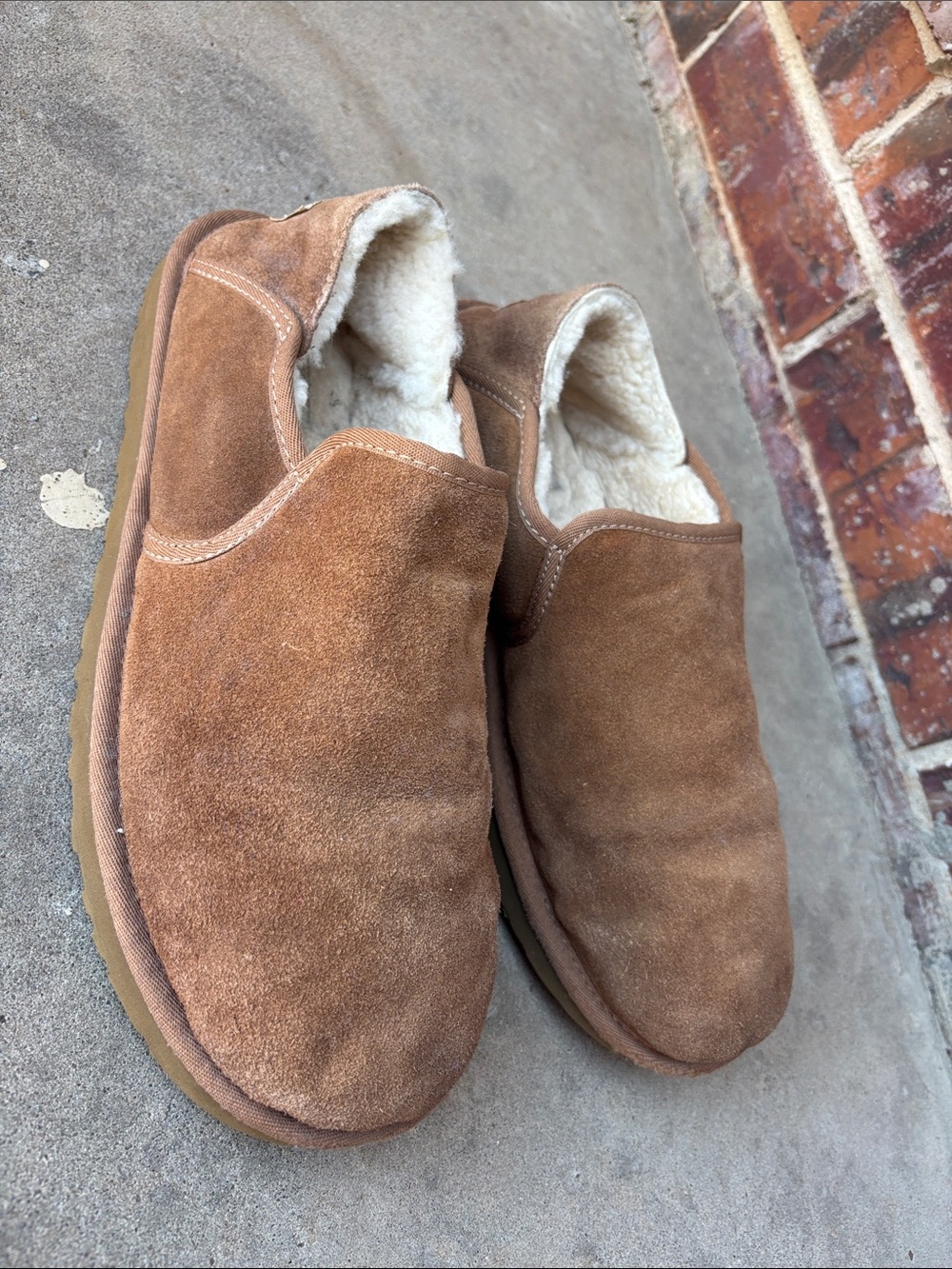 Ugg Kenton slippers! Men’s 13
